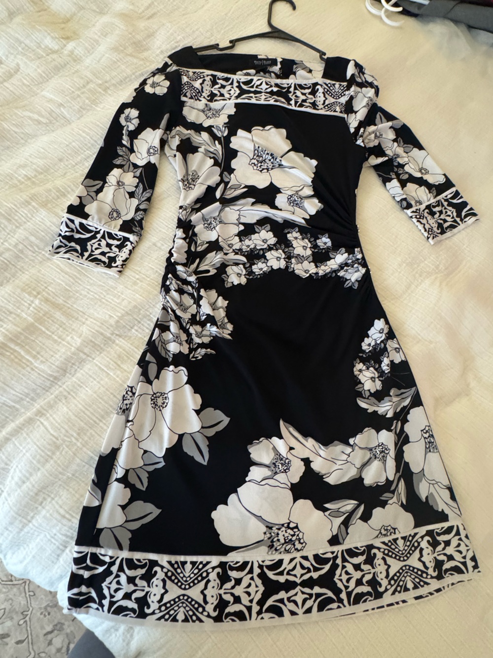 Black & White Floral Women's Dress Md